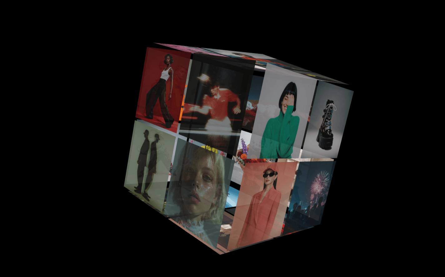 Glass Gallery Cube