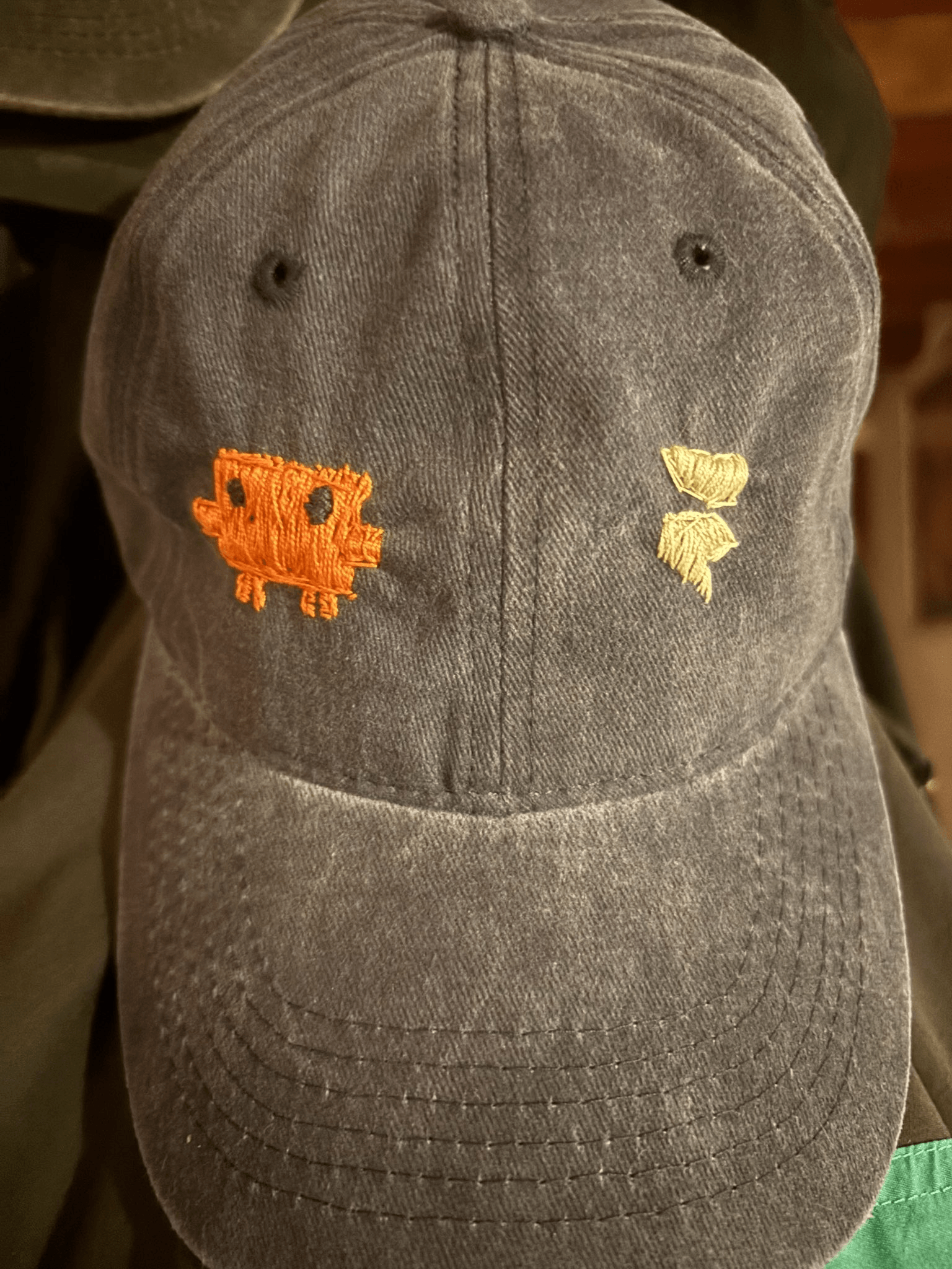 What do we think of this masterpiece? 🧢 Not everything has to happen on a screen, sometimes my favorite stack is just needle, thread, and beginner-level confidence.These caps are proudly a little wonky, very handmade, and honestly… kind of iconic.Should I build them a proper Framer landing page and put a few up for sale? Drop a like or a comment and I’ll take it as extremely serious market validation.